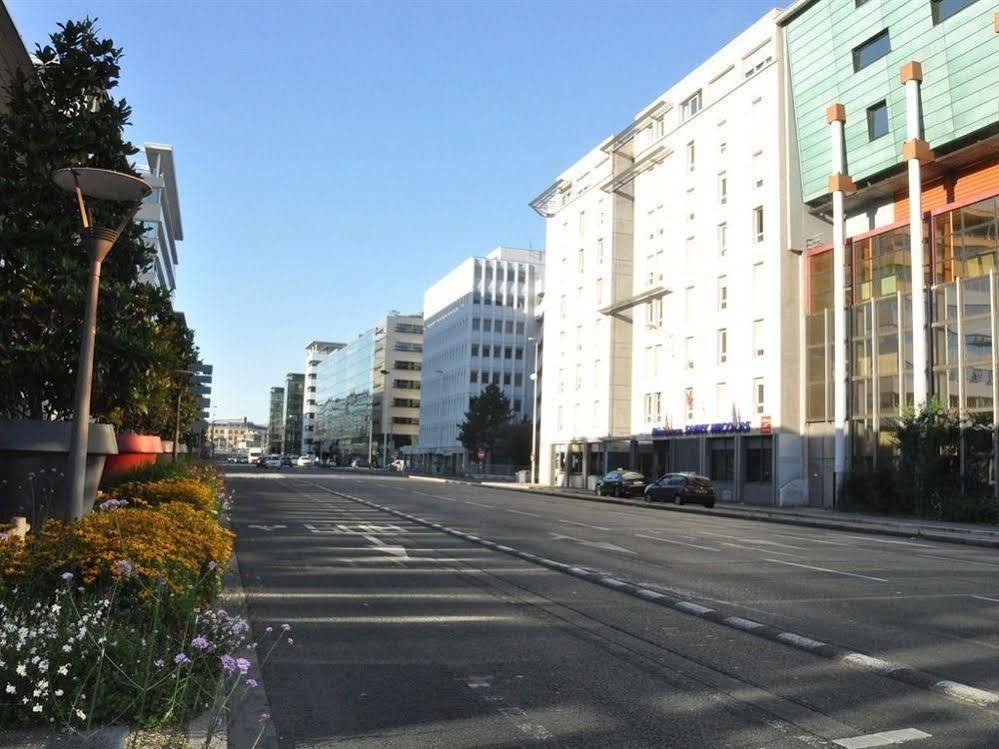 Les Studios De La Place Lione Esterno foto